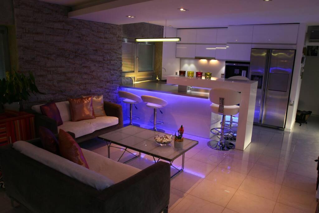 Nice Life - Luxury Apartment In The Old Town. Bratysława Zewnętrze zdjęcie