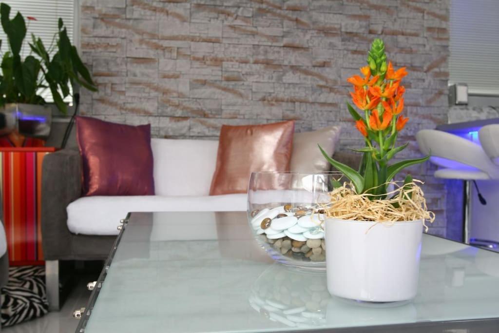 Nice Life - Luxury Apartment In The Old Town. Bratysława Zewnętrze zdjęcie